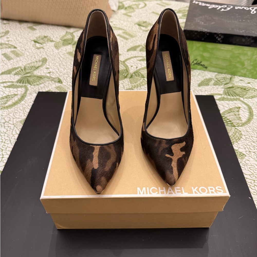 Michael Kors Camouflage Patterned Heels